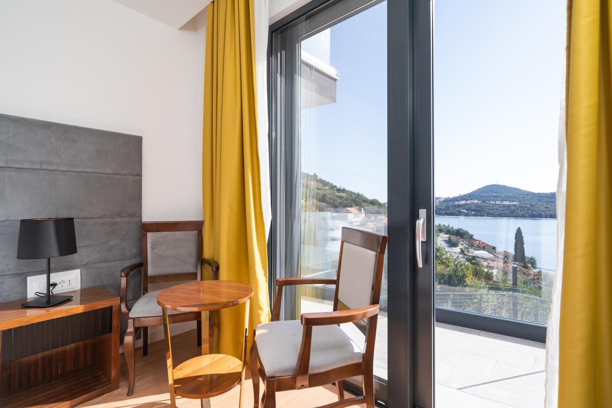 Apartment Laurus Five Stars Ragusa Esterno foto